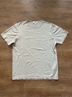 Sunspel Made in England Luxury Cotton T-Shirt | Light Stone Gray | Small